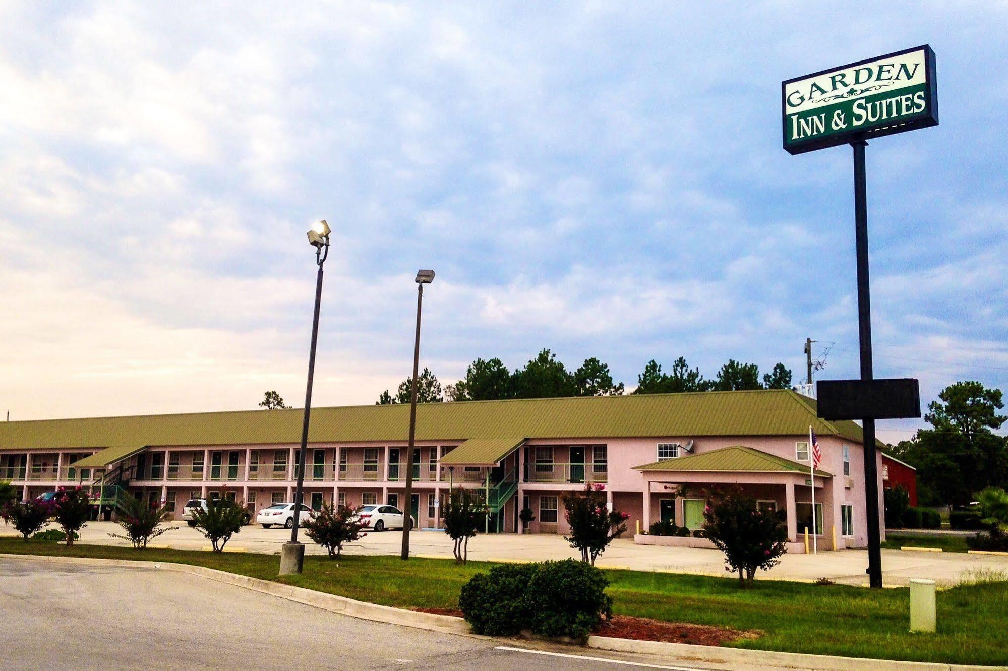 Garden Inn & Suites Metter Ngoại thất bức ảnh